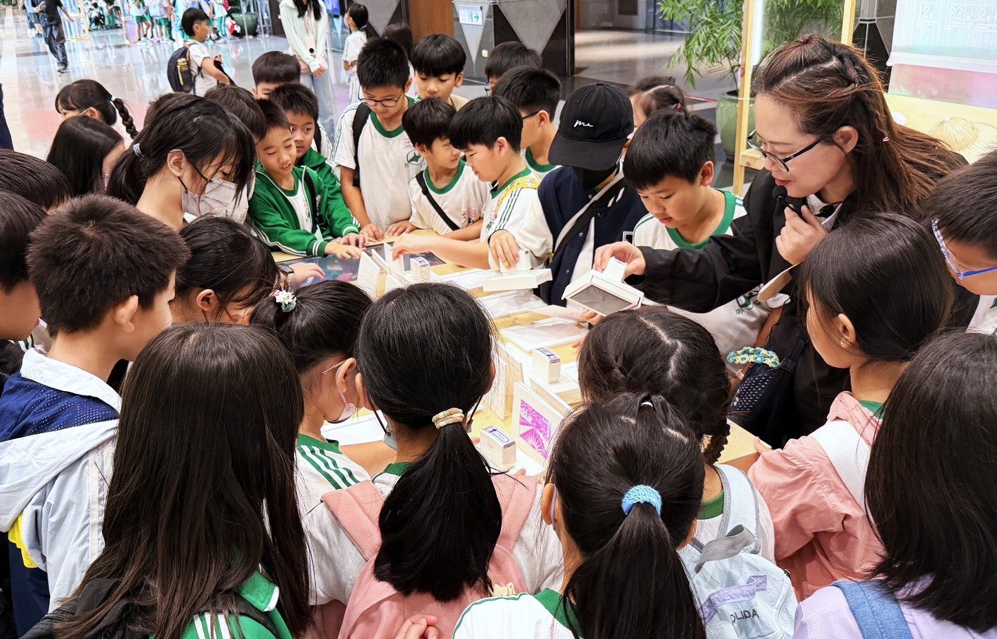 國慶連假來逛展!新北教育成果展解任務換限量好禮 探索幸福光島、收藏AI回信 完成指定任務有機會抽中平板