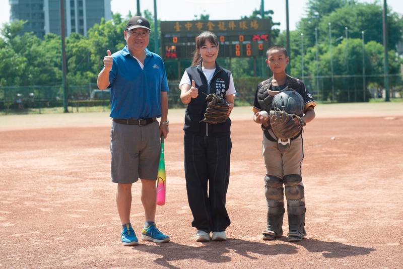 金龍盃全國少棒菁英賽熱血開賽　17縣市、72隊少棒勁旅齊聚台中同場較勁