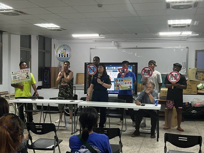 提昇部落居民法律意識 大武警宣導選舉法令及交通安全