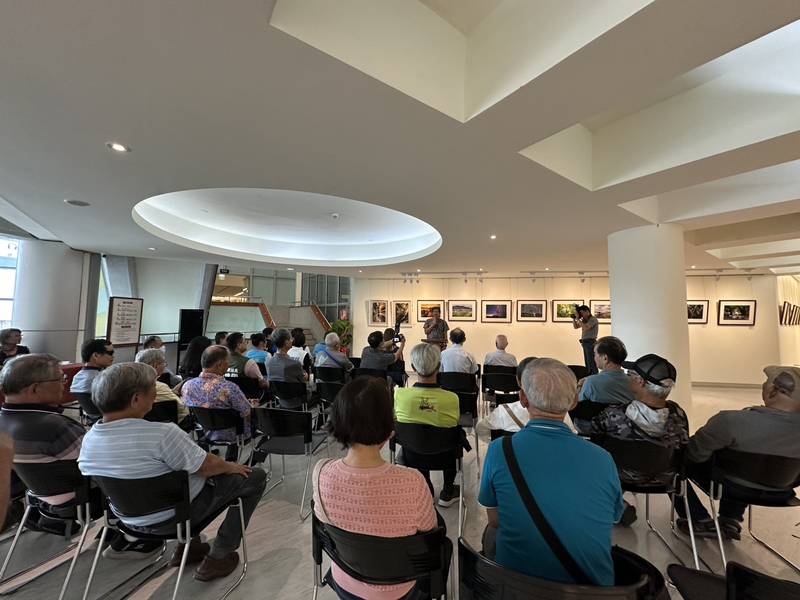 光影.記憶-臺東縣東海岸攝影學會會員聯展登場 89件影像作品記錄自然與人文 保存臺東記憶