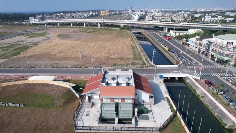 榮譽連連！「臺南市喜樹灣裡市地重劃、代辦灣1滯洪池及抽水站工程」榮獲「第26屆國家建築金獎」，並獲賴總統親自接見表揚