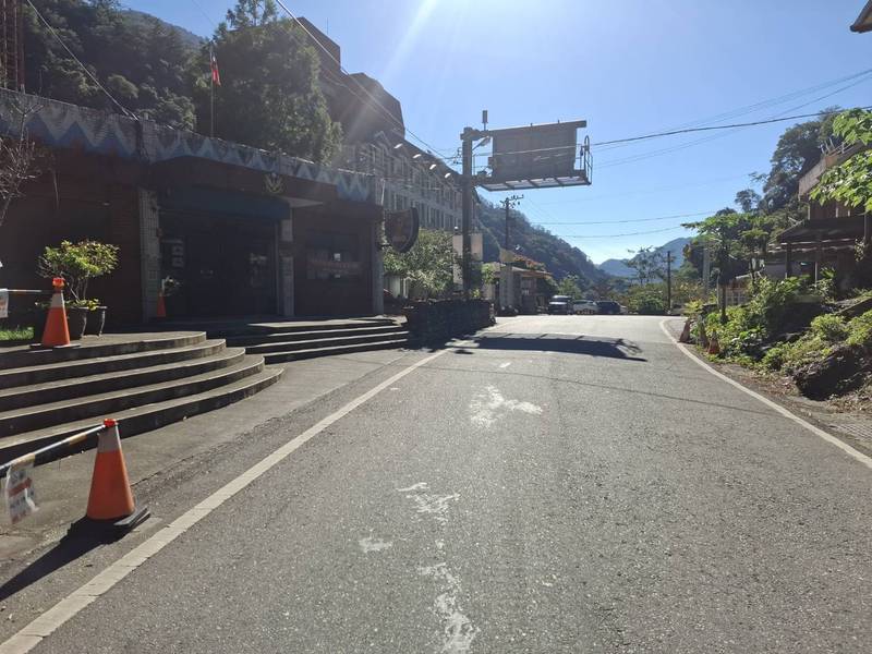 國慶連假首日車流順暢 關山警加強交通疏導籲焰火觀賞勿違規飛無人機