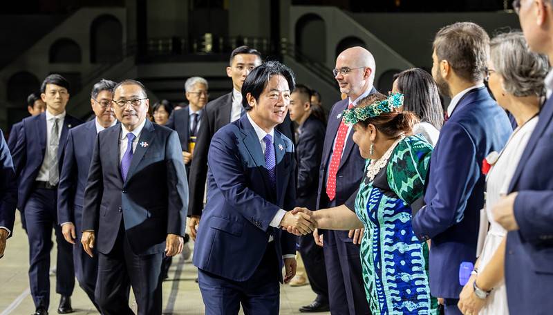 總統出席國慶晚會 盼全民共享經濟果實、團結合作 將臺灣成就化為人民實實在在的幸福
