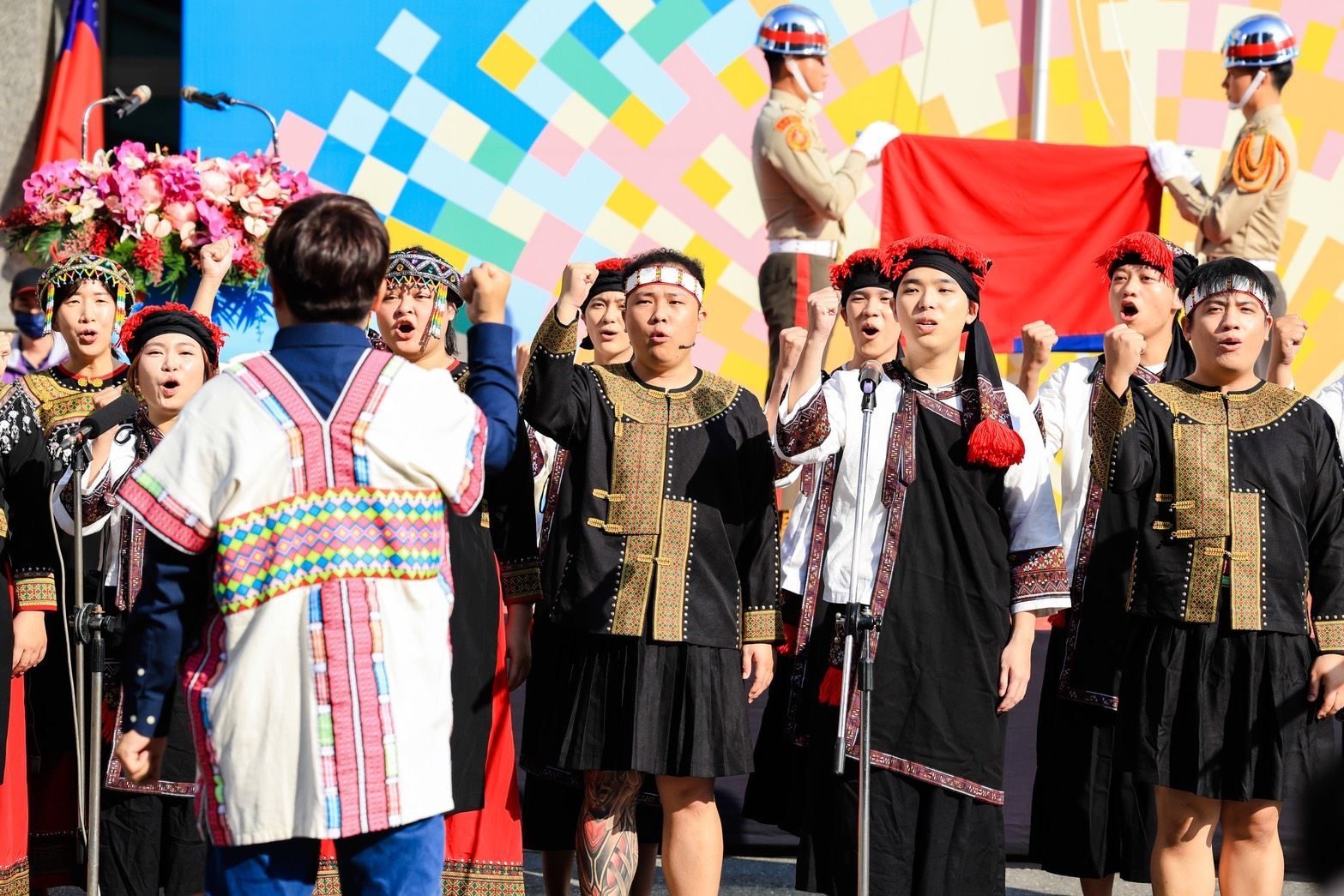 高雄市慶祝115年國慶升旗典禮 陳其邁分享高雄6年進步與蛻變