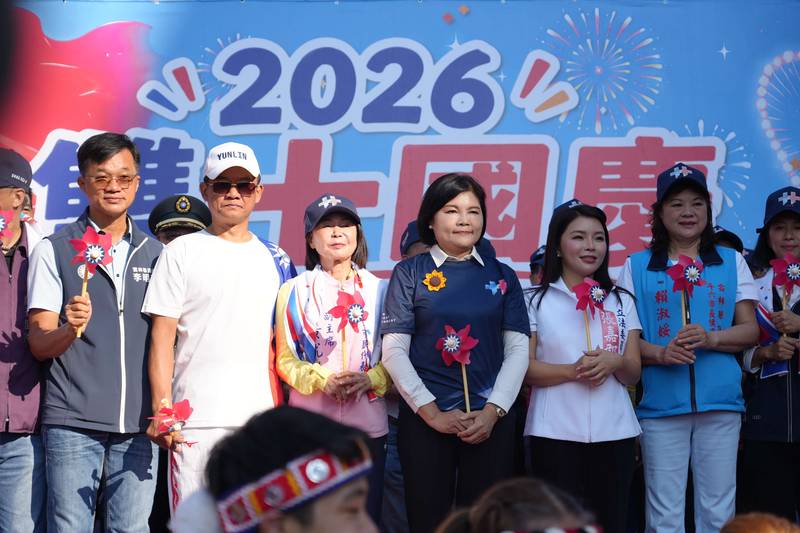 雲林雙十升旗健走熱鬧登場 張麗善縣長:認識國家、傳承家鄉文化