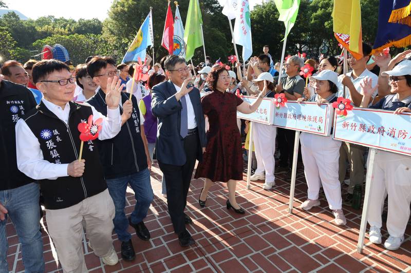歡慶雙十!楊文科8年國慶升旗最終回 任期將屆滿照顧家鄉沒終點
