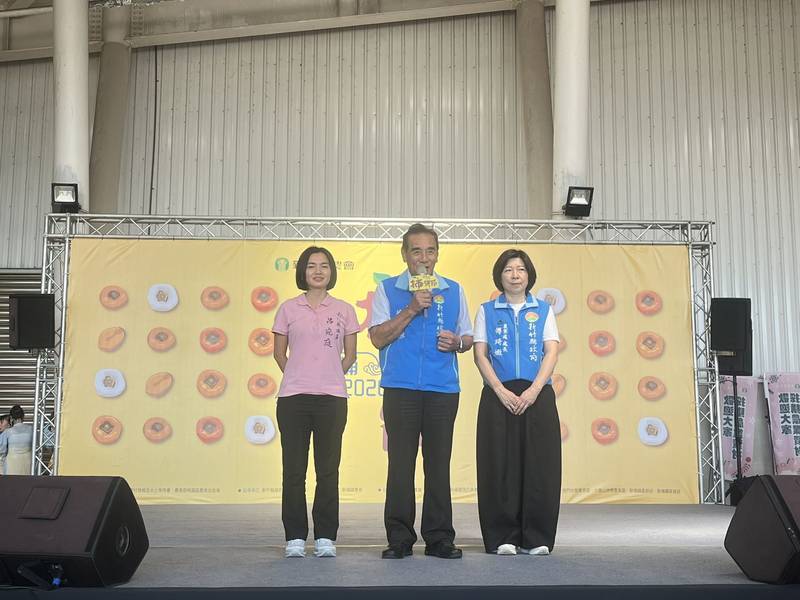 秋風吹起好「柿」成雙！2026新埔柿餅節今登場 縣府邀民眾體驗金黃秋日風情