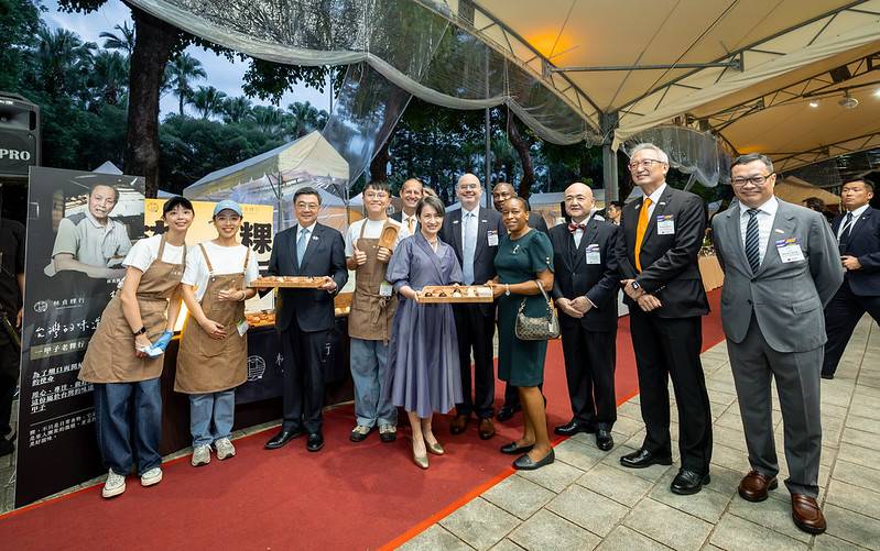 115年國慶酒會　總統偕同副總統與訪賓共同慶賀雙十國慶