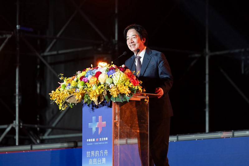 國慶焰火在臺東　總統期盼臺灣航向世界　為世界做出更多貢獻