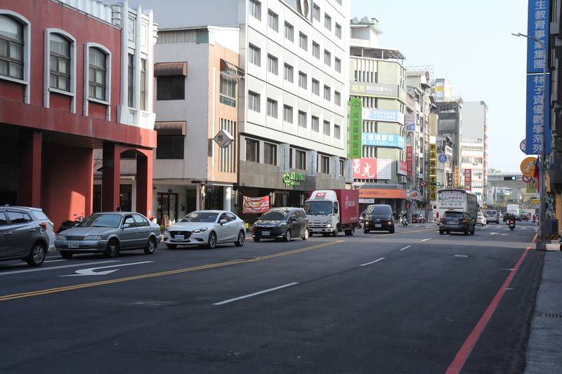 國慶收假返程車潮湧現!國道北向車流估增至平日1.3倍 中市交通局啟動交控疏導、籲善用APP避壅塞