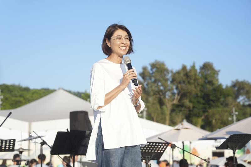 雙十國慶茶博千人茶會同樂,熱情、韻味滿場 許縣長:已破百萬人次、2億元銷售金額