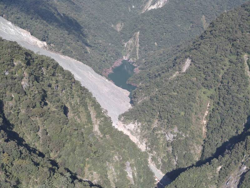 115年10月12日 萬里溪堰塞湖現況資訊