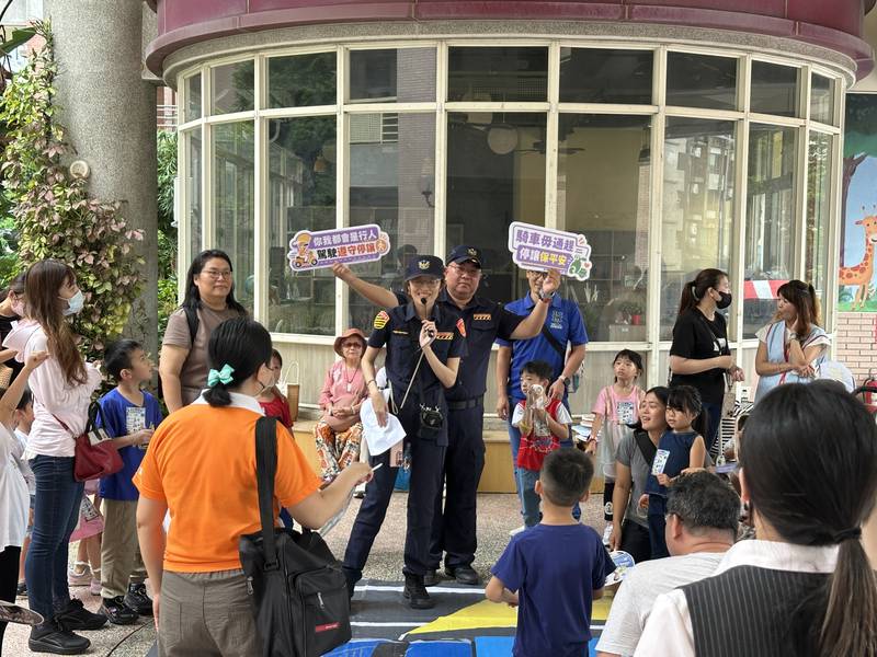 落實人本交通! 中市警辦理「停讓文化與機車安全」宣導