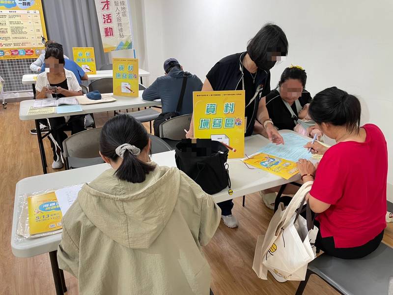 中市海線樂齡徵才10/16登場 5家企業釋109個職缺