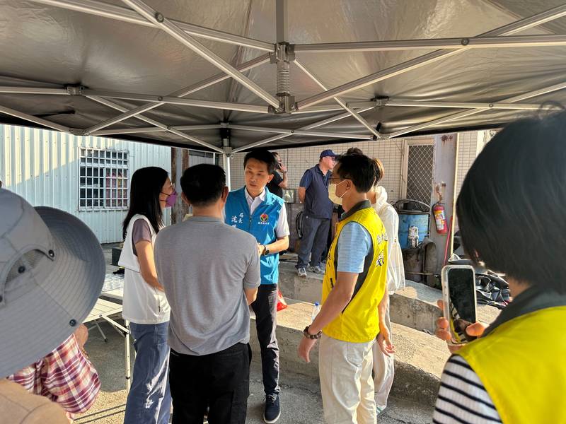 苑裡垃圾轉運站火警 環保局監控空品與水質