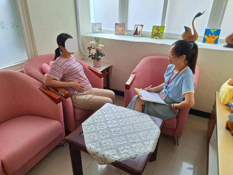 中市心理健康服務今年逾7.2萬人次受惠!29區諮詢據點全涵蓋 打造全年齡心理支持網