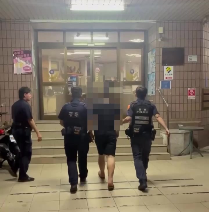 警方將丁男帶回派出所偵辦