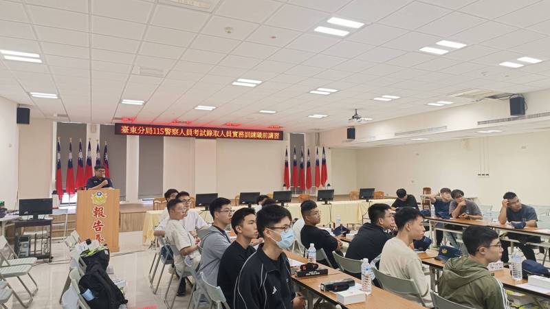 警界新戰力到位!臺東警分局迎接16名新進生力軍