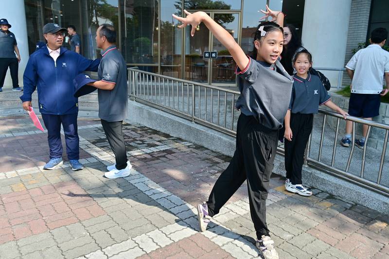 115年全民運動會臺東縣代表隊今授旗 林宏義副縣長勉勵選手全力拚戰、為臺東爭光