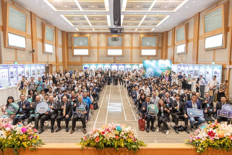 教育部接見2025年及2026年著名國際發明展金牌得獎學生代表
