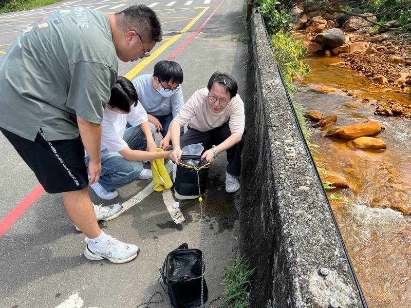 海洋委員會科專成果再度豋上歐洲舞台! 臺師大團隊赴瑞士發表「藍色生物冶金」創新路徑
