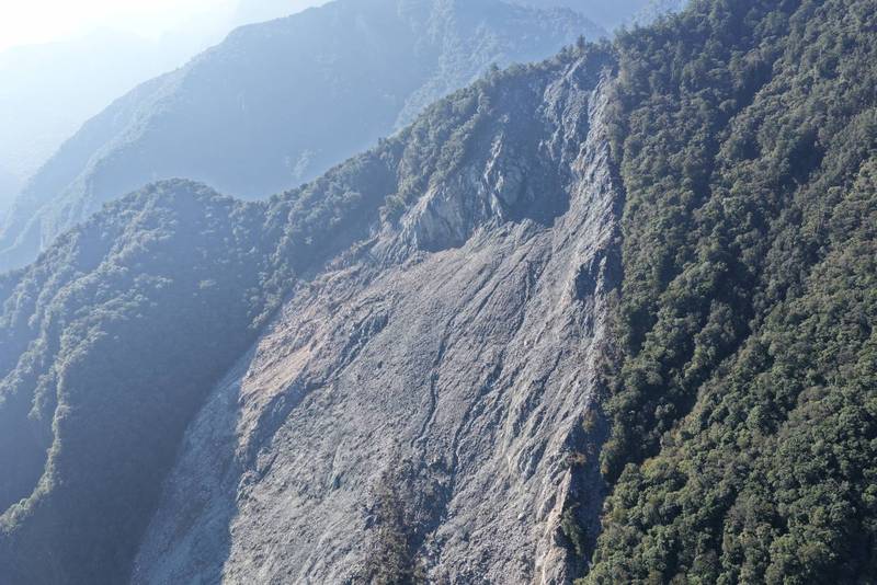 115年10月14日 萬里溪堰塞湖現況資訊