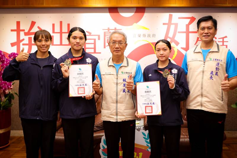 首戰國際賽場就摘金 三星國中拔河小將勇奪世界冠軍