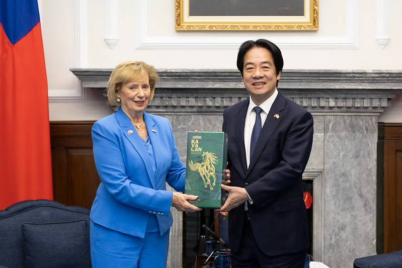 總統接見加拿大國會議員團 盼深化合作為雙邊產業及人民開創更多發展機會