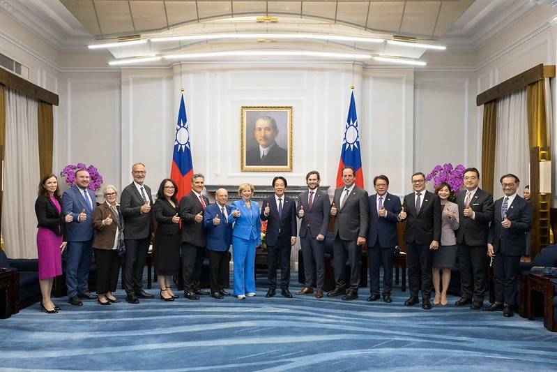 總統接見加拿大國會議員團 盼深化合作為雙邊產業及人民開創更多發展機會