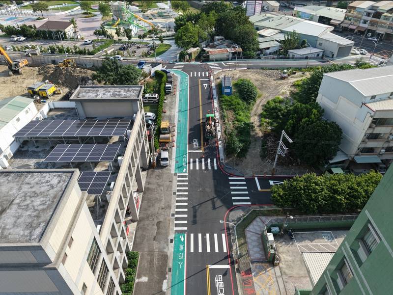 為太平馬卡龍公園人潮「開一條路」! 中市建設局投入2,480萬元打通周邊交通動線