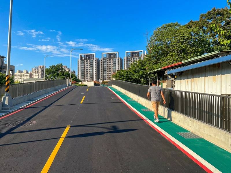 為太平馬卡龍公園人潮「開一條路」! 中市建設局投入2,480萬元打通周邊交通動線