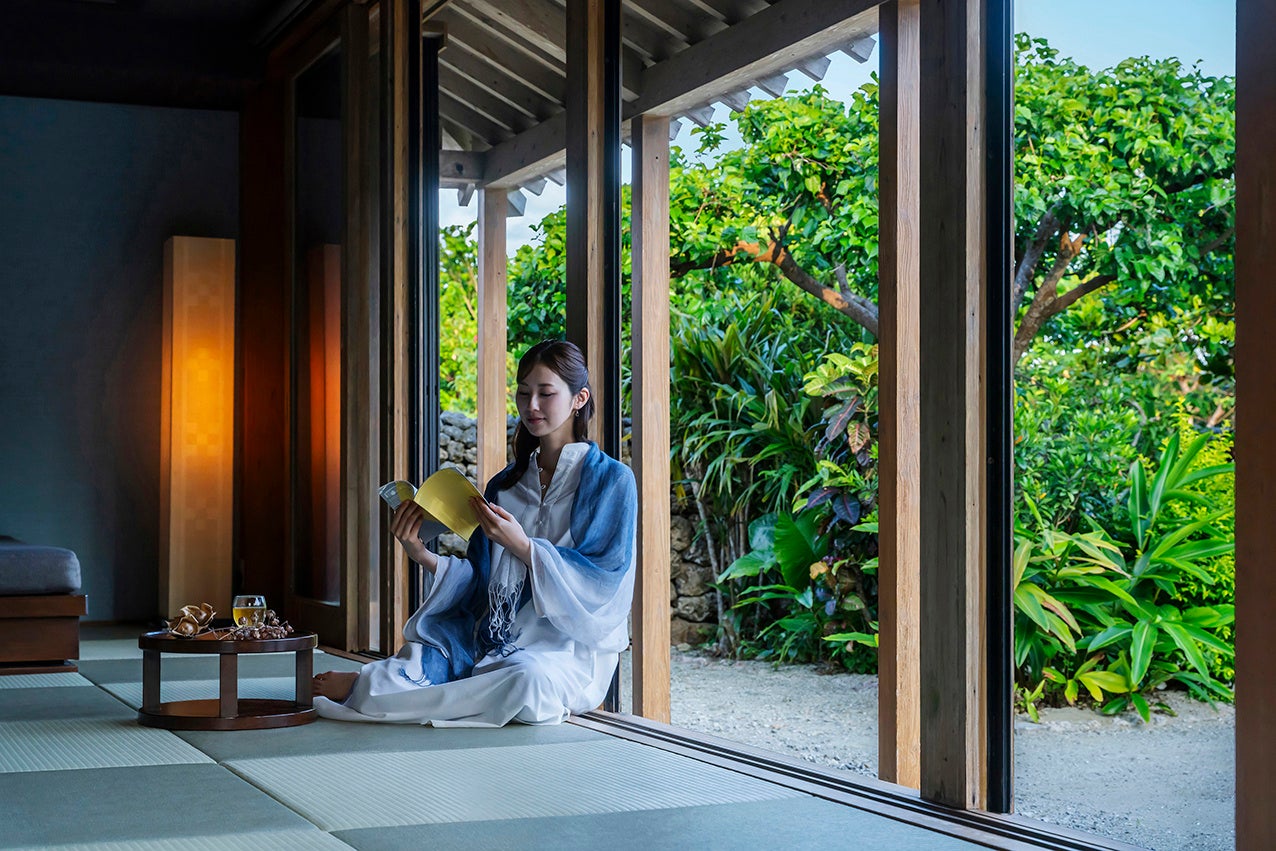星野竹富島冬季推「島時間」 採藥草煮香料奶茶、手作小掃帚、星空下伸展