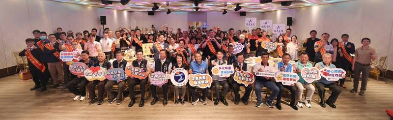 中市表揚身障就業績優單位及模範勞工 推動友善職場