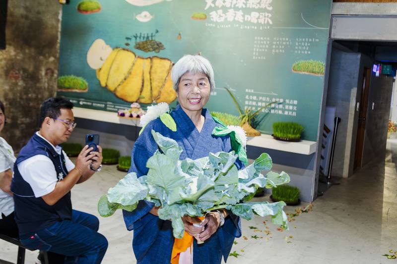 400位新港人投入創作,「大家都來聽聽.稻香在唱歌」開展