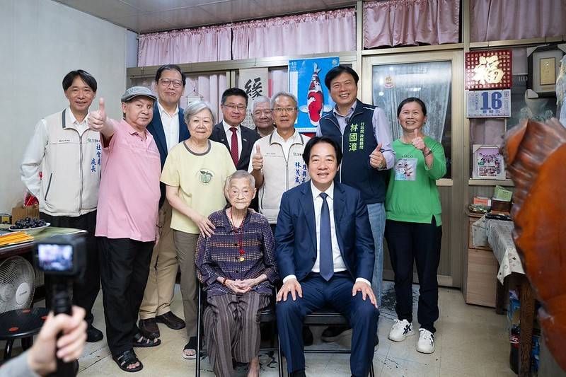總統探望百歲人瑞　祝福全國長輩重陽節快樂
