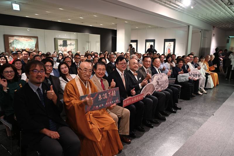 史博館「東瀾.共韻—傅益瑤臺日藝術交流展」與傅抱石兩代對照 回望臺日文化交流