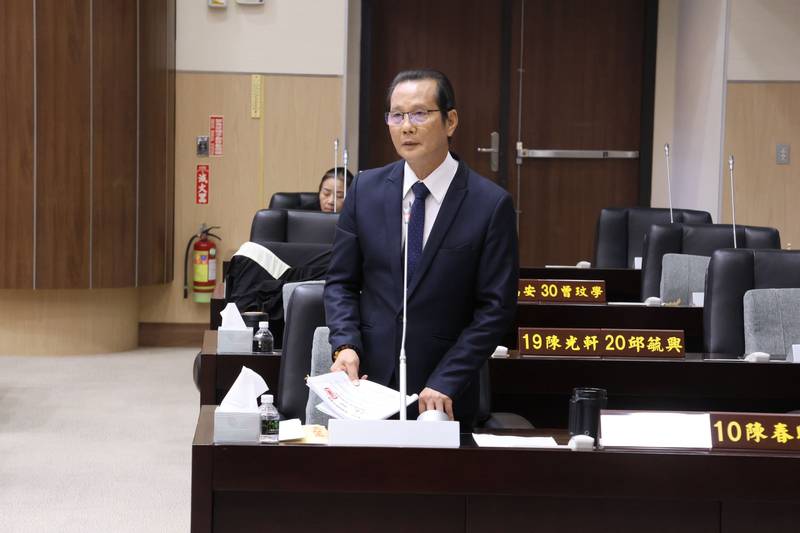 周玉滿、羅貴星、陳春暖總質詢 縣長強調落實各鄉鎮發展與照顧