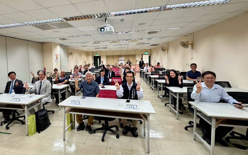 中市工策會攜手日商住友與前駐越大使 助企業布局海外新商機
