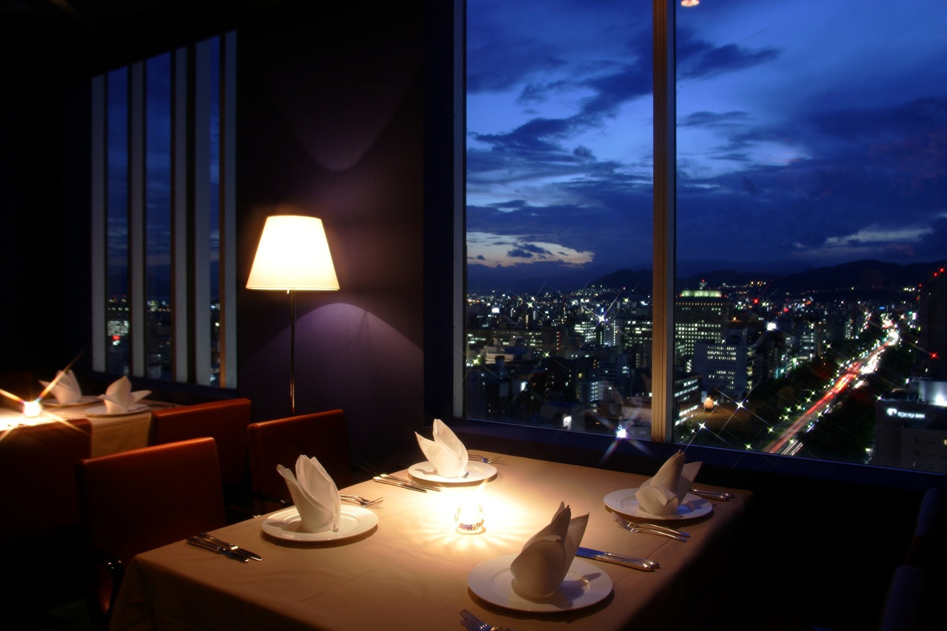 廣島東方酒店開業20周年耶誕菜單　頂樓夜景晚餐限3天、耶誕蛋糕5,500日圓