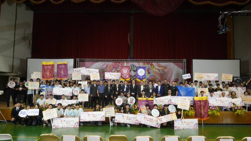 「讓世界看見雲林」第30屆TDK盃全國大專校院創思設計與製作競賽 各隊角逐創意機器人 冠軍隊伍榮耀揭曉