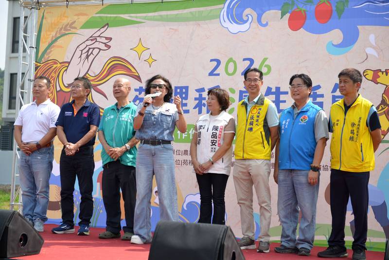 「2026苑裡稻浪生活節」登場  彩繪稻田為2027台灣燈會在苗栗暖身