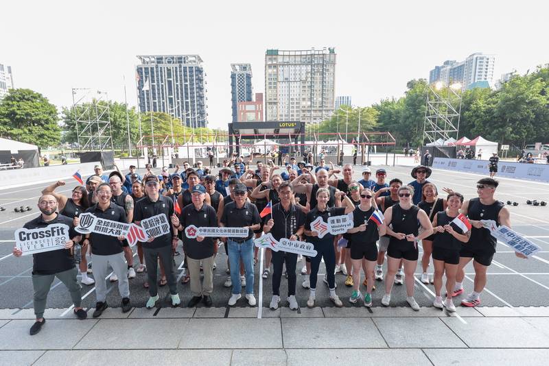 《體能之巔》亞洲女王空降台中府前廣場！高爾宣、PIZZALI挑戰全球極限體能鋼鐵大賽