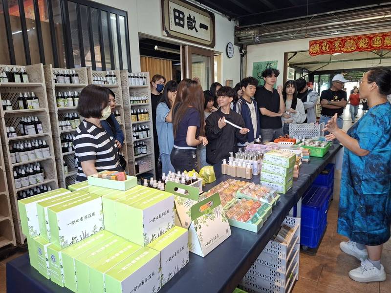柚香、香草、菱角一次玩！ 臺南時令小旅行「平原線」帶你深度遊農村