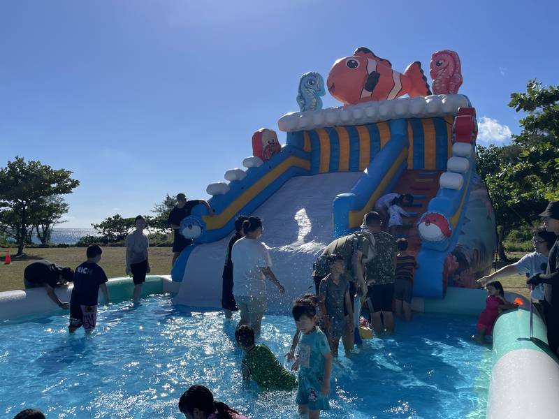 「移動遊樂園,玩出好關係」 墾丁大灣遊憩區享受草地、陽光、海與風的遊戲時光