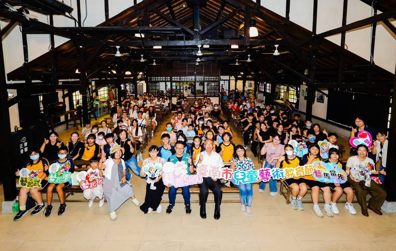 古蹟戲院碰撞掌中傳奇!兒藝節創意戲劇跨域登場 三校偶戲演出驚豔全場座無虛席