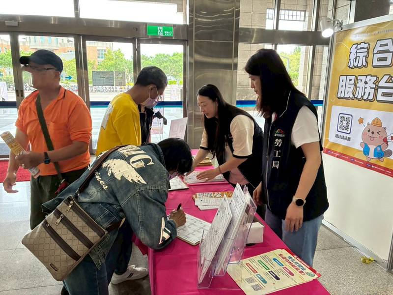 中市10/21辦樂齡聯合徵才 14家企業釋逾480個職缺