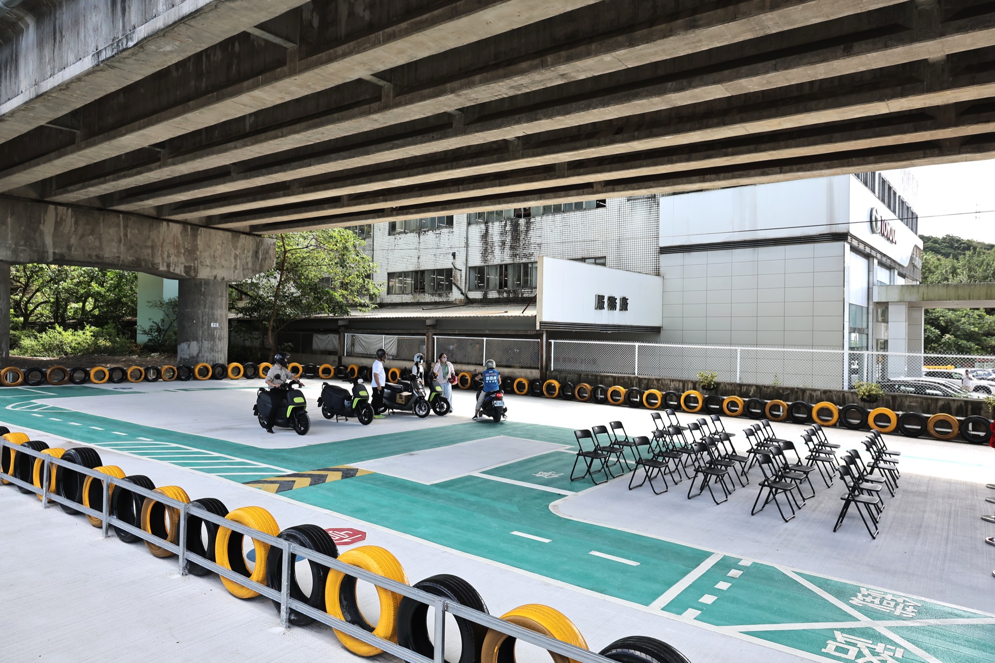 台62線橋下機車練習場全景