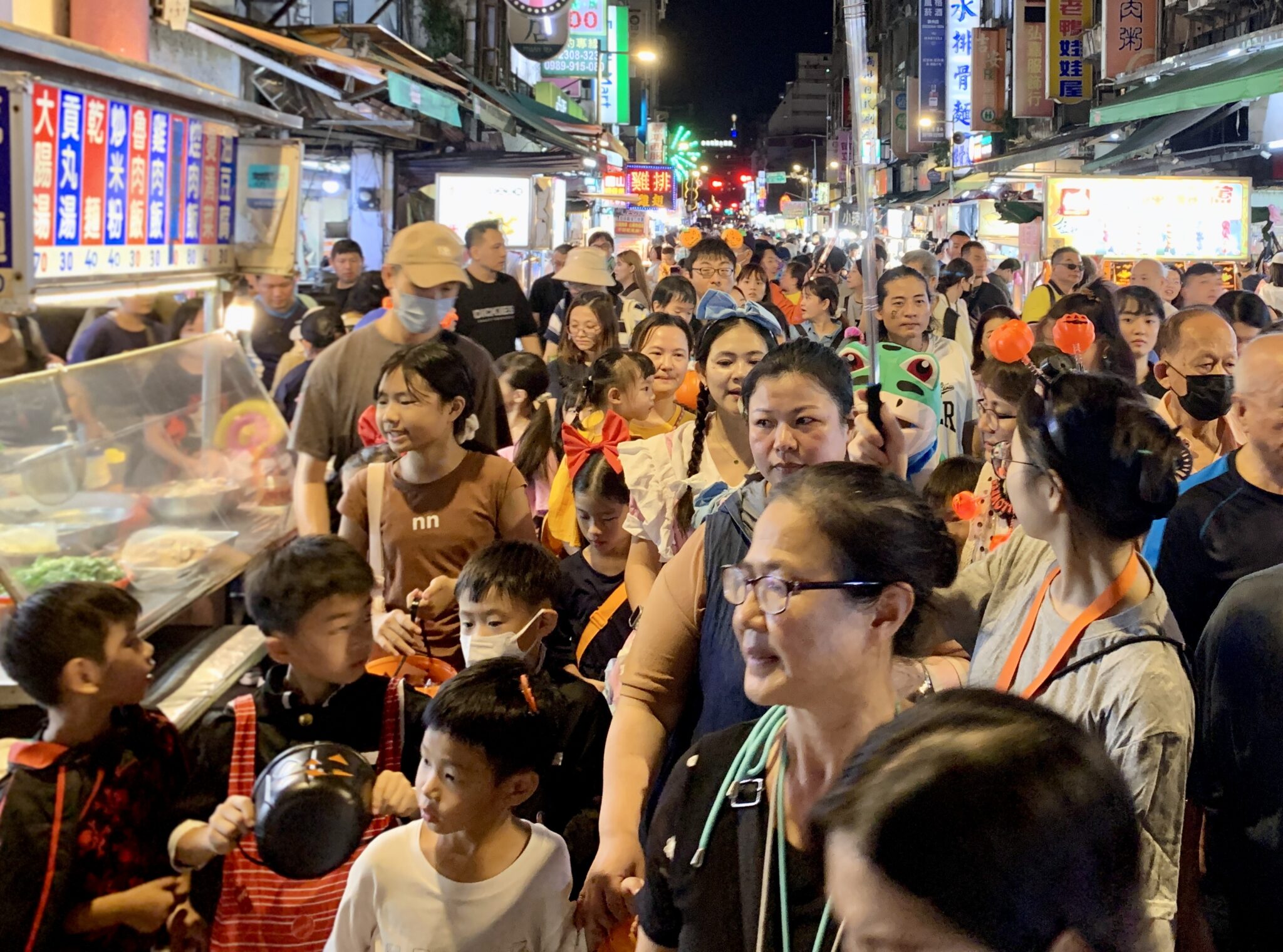 艋舺四大夜市首度大串聯　500個攤位共築歷年最大規模萬聖節盛會