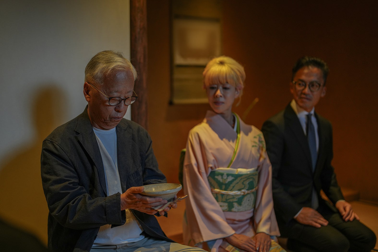 三重湯之山溫泉「素粹居」千宗屋監修茶室「抱土」啟用 陶藝家內田鋼一共同舉辦首場茶會