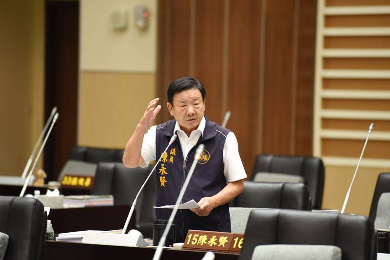 蕭詠萱陳永賢張佳玲總質詢 交通議題備受關切縣長允戮力以赴